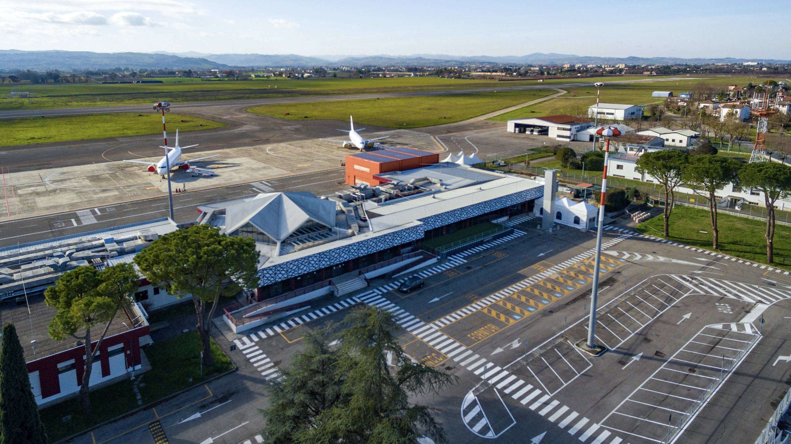 Aeroporto Luigi Ridolfi di Forlì E.S.I. Project